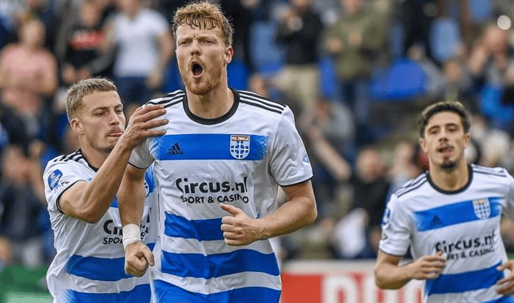 勇士的4换 勇士的4换