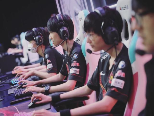 也在转会市 也在转会市