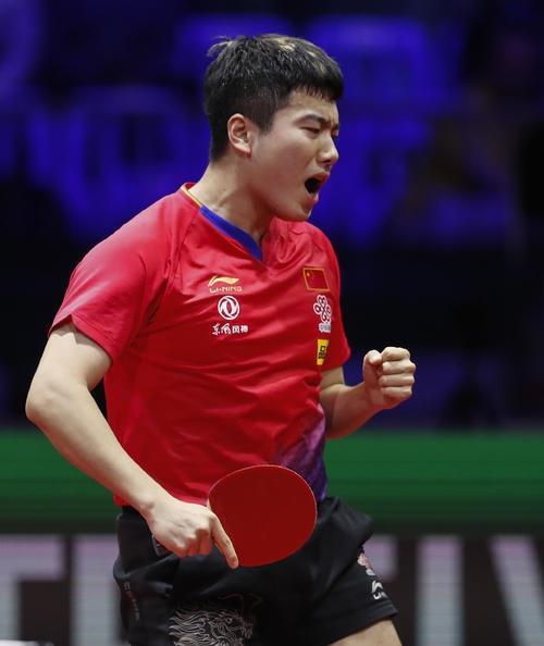 一位备受瞩 一位备受瞩