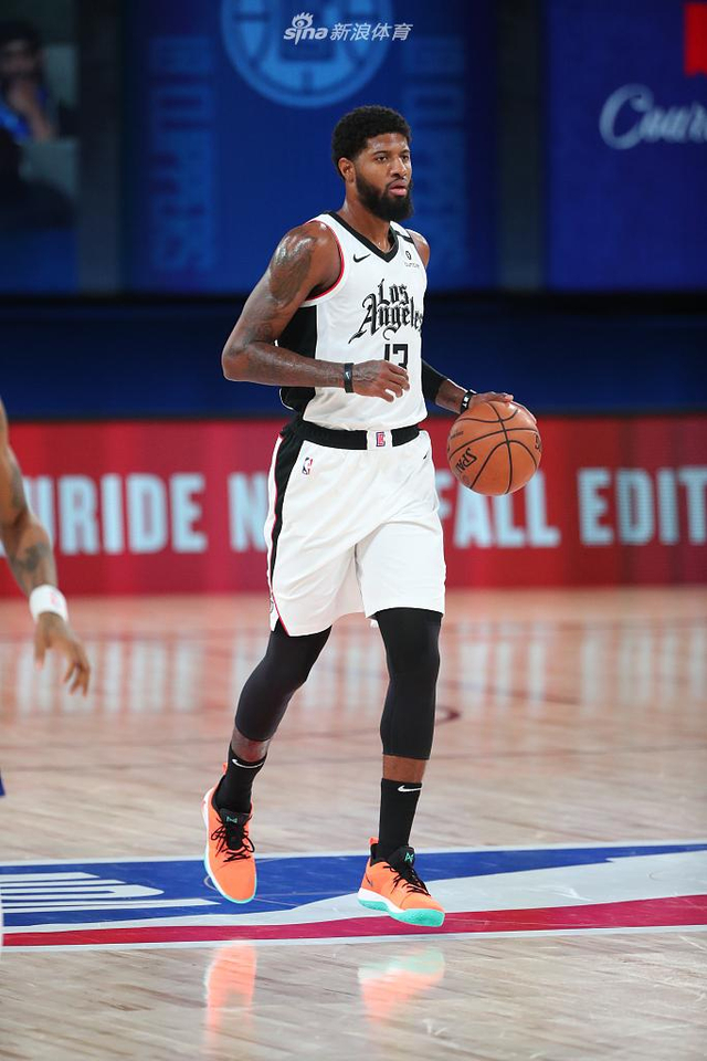 强调成长空 强调成长空